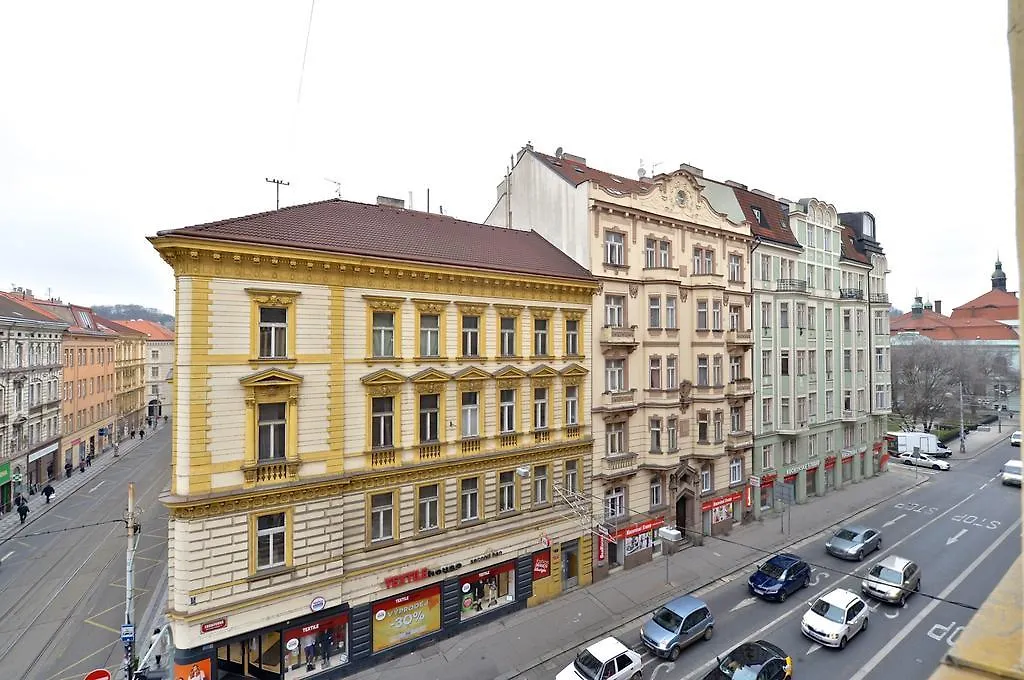 Exclusive Apartment On Zborovska プラハ 0*,